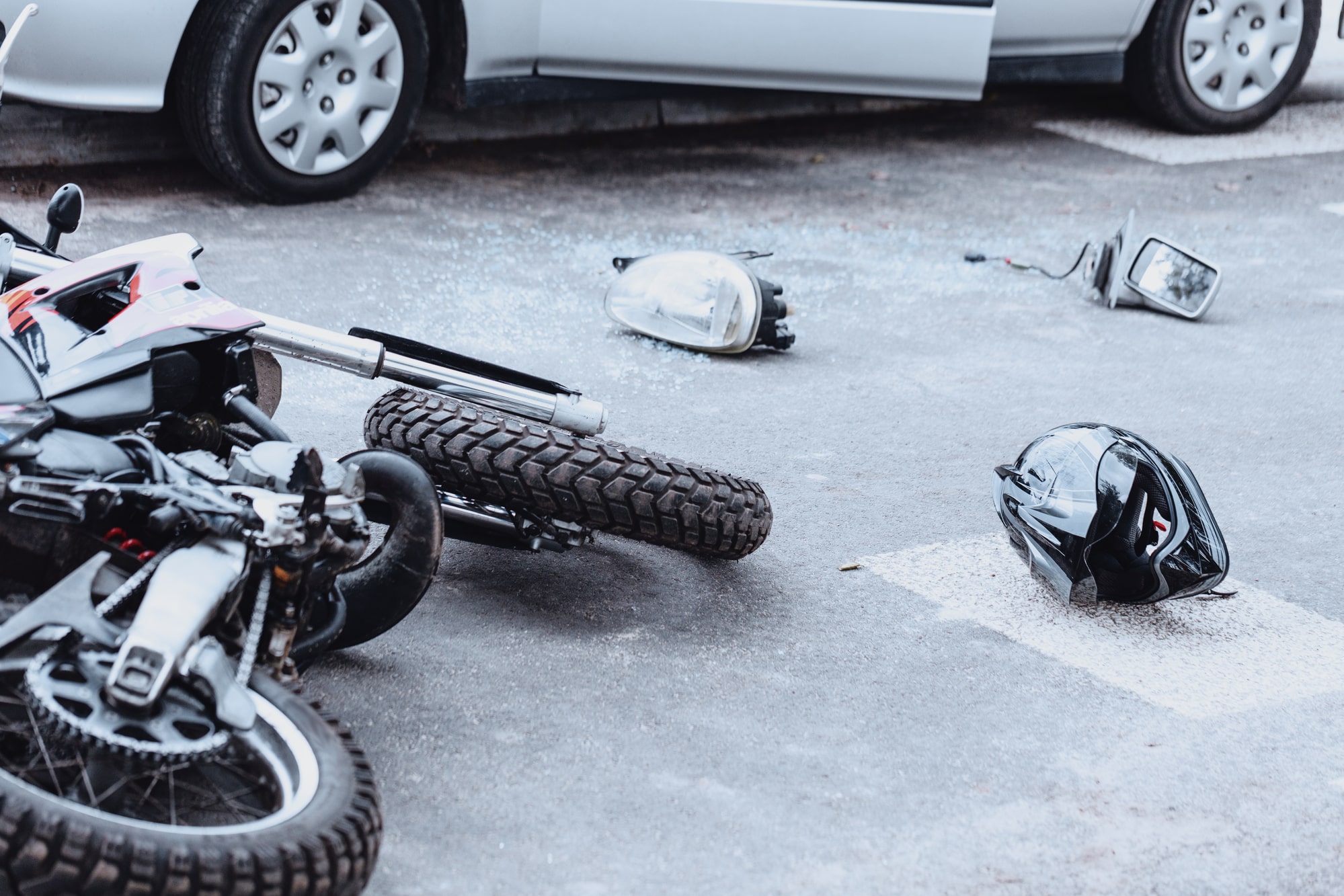 You are currently viewing How A Motorcycle Accident Lawyer Can Help You