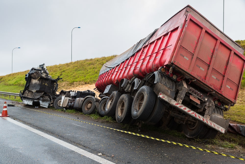 Read more about the article Common Injuries Caused By Truck Accidents